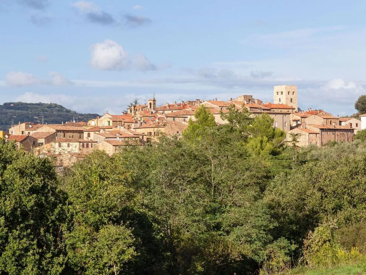Serene Holiday Home In Bibbona With Balcony & Heating 0*,